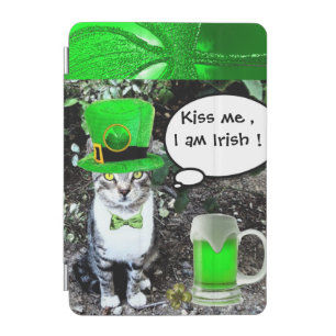 SAINT PATRICK'S DAY CAT WITH GREEN IRISH BEER iPad MINI COVER