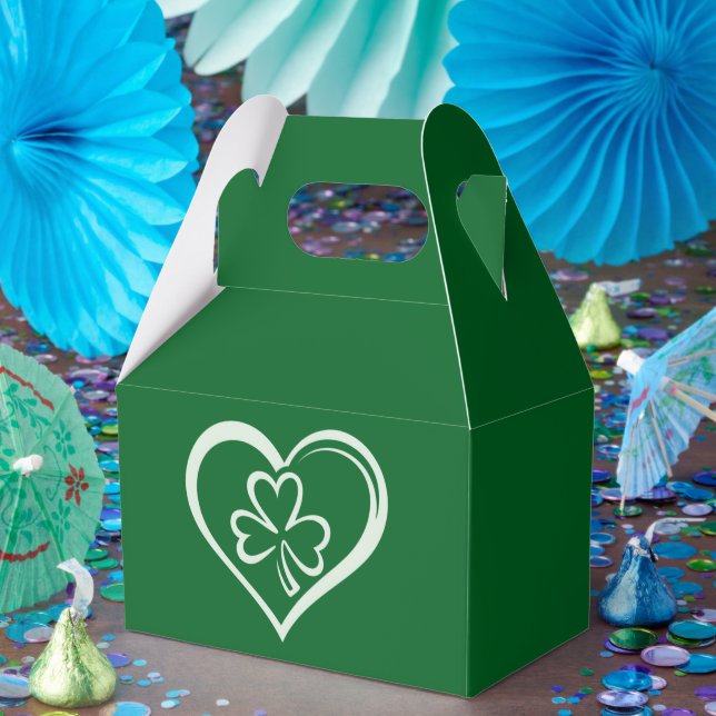 Saint Patrick's Day Funny Shamrock Heart Irish  Favor Boxes (Party)