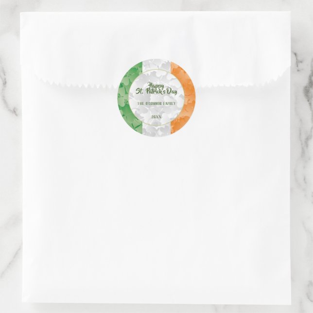 Saint Patrick's Day Irish flag with shamrocks Classic Round Sticker (Bag)