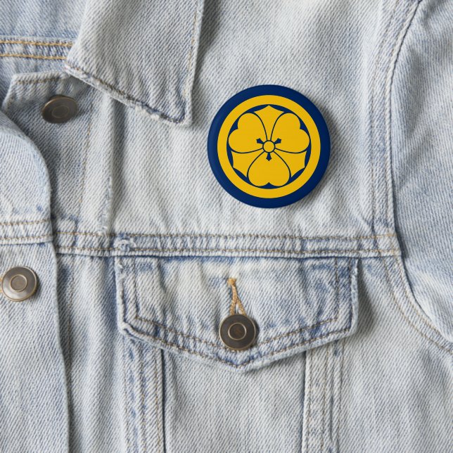 Sakai Mon Japanese samurai clan yellow on blue Pinback Button (In Situ)