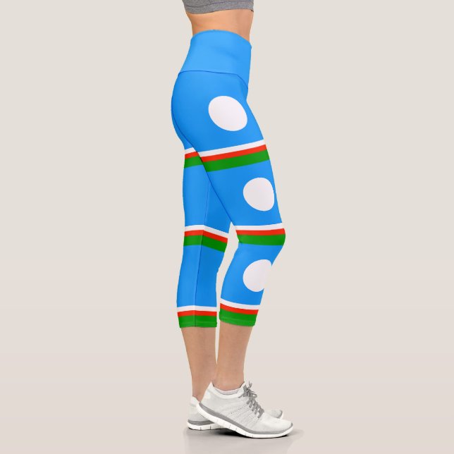 Sakha Flag Capri Leggings (Right)