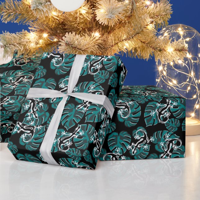 Salamander and Green Leaf Pattern Wrapping Paper (Holidays)