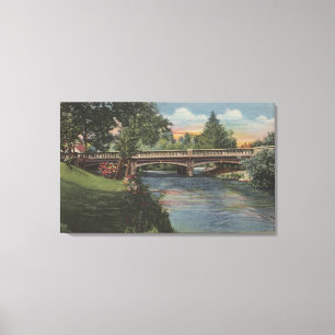 Salem, Oregon - Beautiful Mill Creek Canvas Print