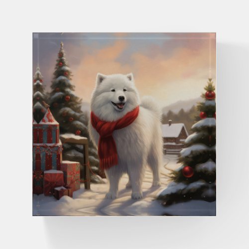 Samoyed Dog in Snow Christmas  Paperweight