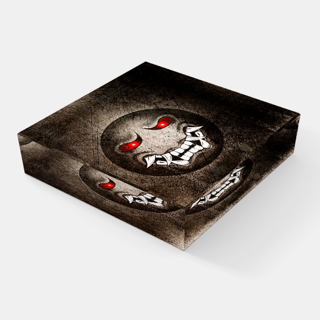Samuraimoji Vintage clipboard Paperweight (Angled)
