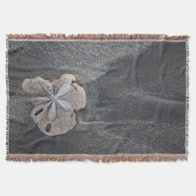 Sand dollar on sand throw blanket (Front)
