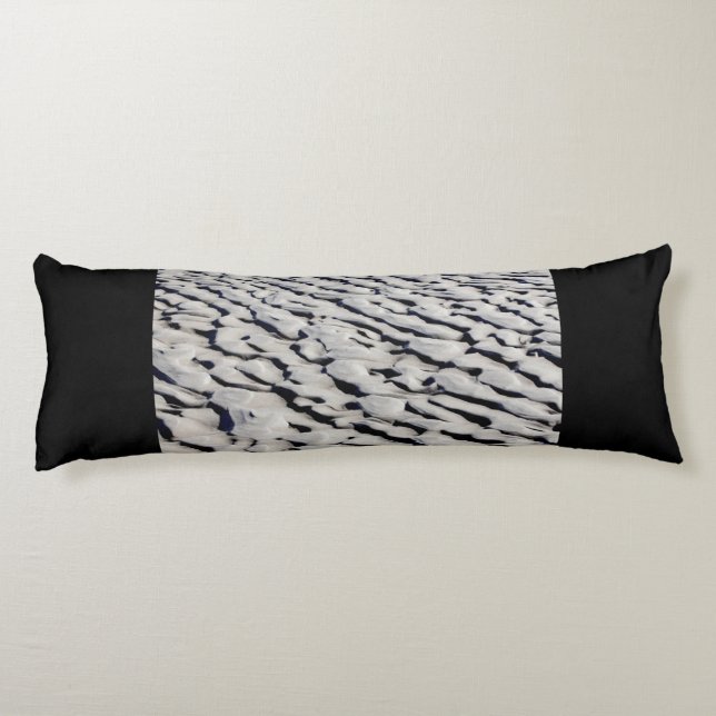 Sand pattern body pillow (Back)
