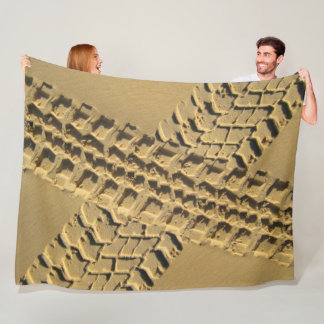 SAND TRACKS FLEECE BLANKET