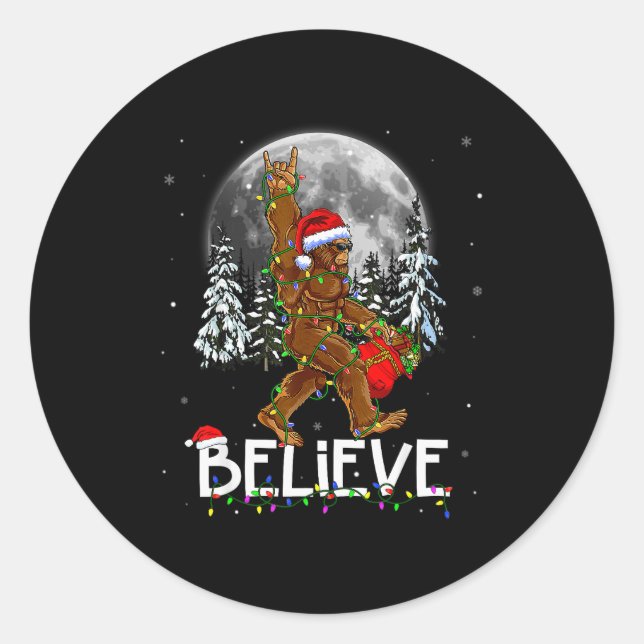 Santa Bigfoot Christmas Lights Funny Sasquatch Bel Classic Round Sticker (Front)