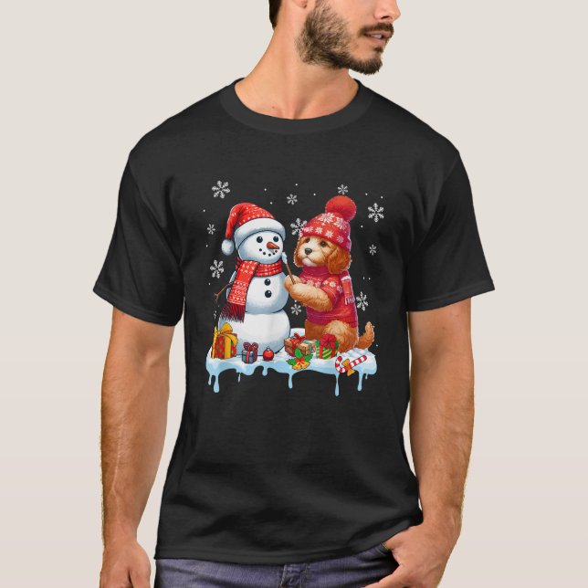 Santa Cockapoo Builds Snowman Christmas Dog Owner  T-Shirt (Front)