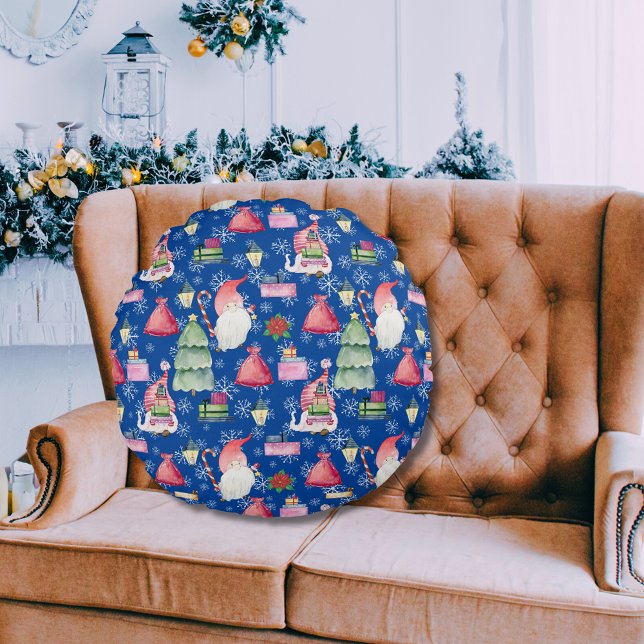 Santa Gnome for Holidays Pattern Blue Background Round Pillow (Santa Gnome for Holidays Pattern Blue Background Round Pillow)