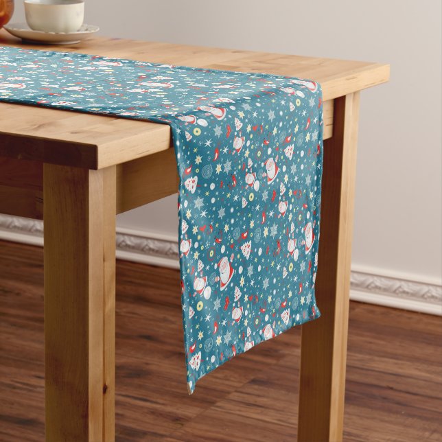 Santa Love Pattern Short Table Runner (In Situ)