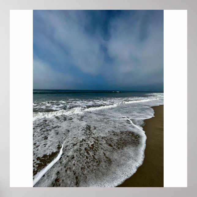 Santa Monica Beach in the fall. Poster (Front)