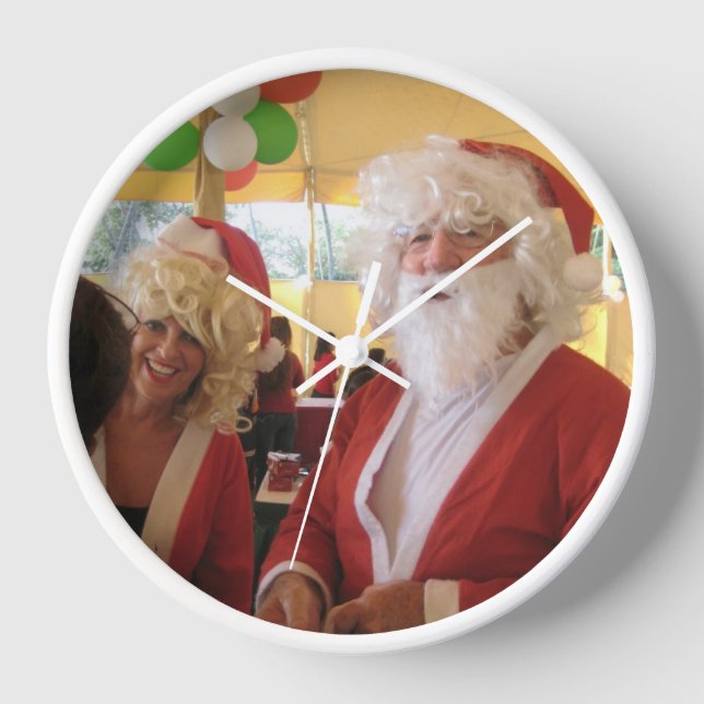 Santa & Mrs. Claus Christmas Celebration – Festive Wall Clock (Front)