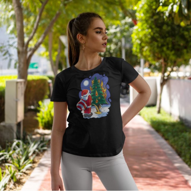 Santa Pee  T-Shirt (Creator Uploaded)