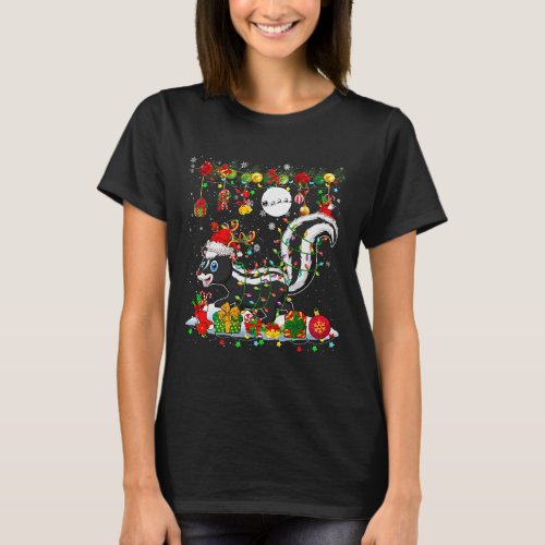 Santa Reindeer Skunk with Xmas Presents Ornaments  T_Shirt