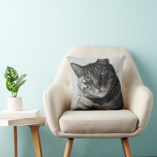 Sapphire Soul - Silent Look | Feline Fine Art Deco Throw Pillow
