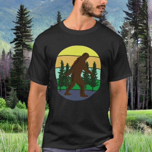 Sasquatch Believer  Vintage Sunset Bigfoot   T_Shirt