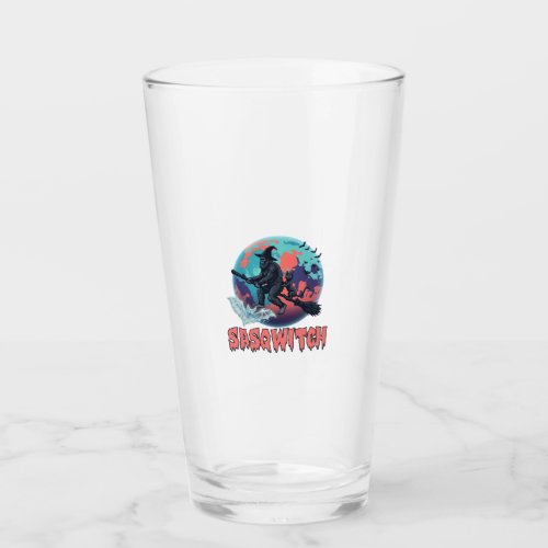 Sasqwitch Bigfoot Witch Broom Black Cat Moon Hallo Glass