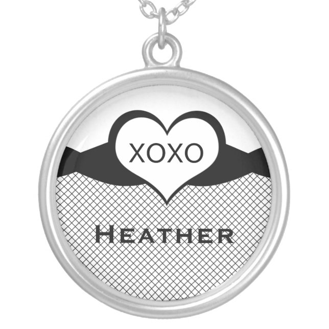 Sassy Heart Fishnet Love Necklace (Front)