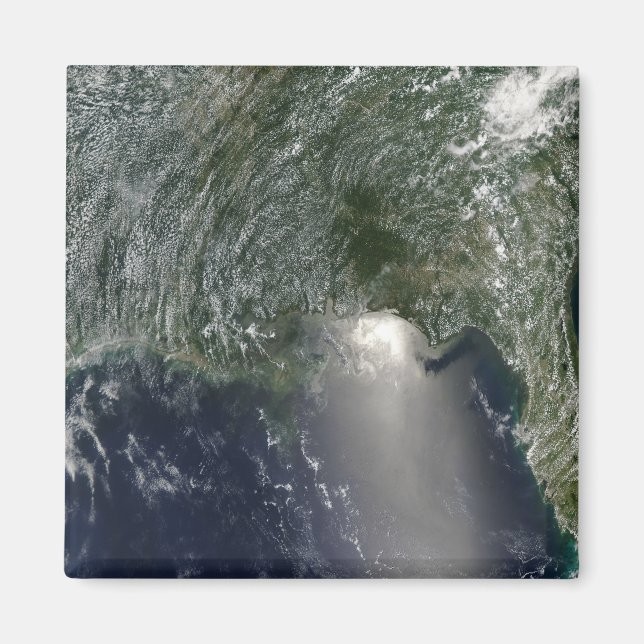 Satellite view of an oil spill magnet (Front)