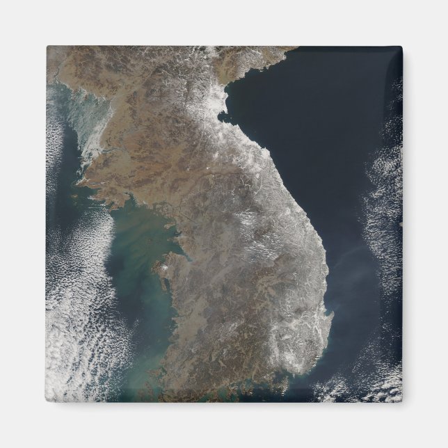 Satellite view of snowfall magnet (Front)