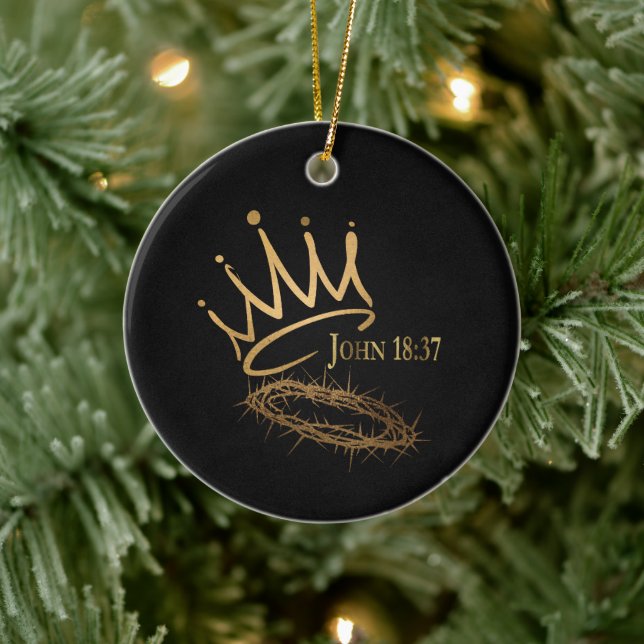 SAVIOR KING Elegant Black/Gold Christmas  Ceramic Ornament (Tree)