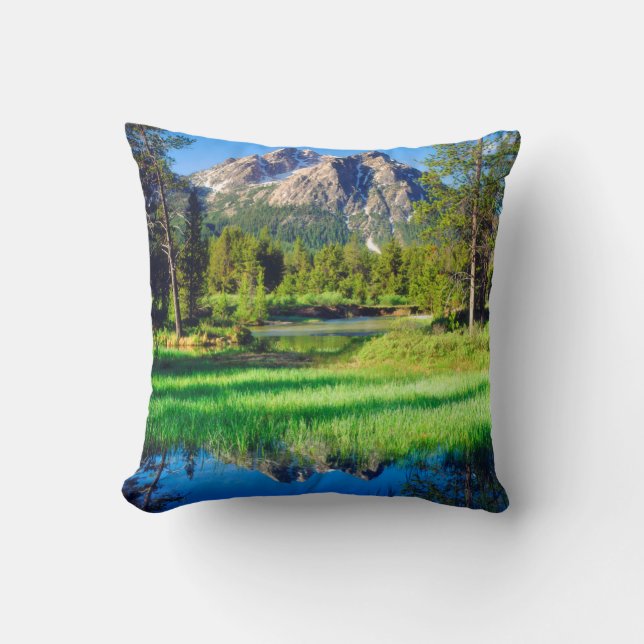 Sawtooth Wilderness Throw Pillow (Front)