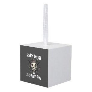 Say Boo Scary Skull Crown Bat Wings Halloween_1 Cube Ornament