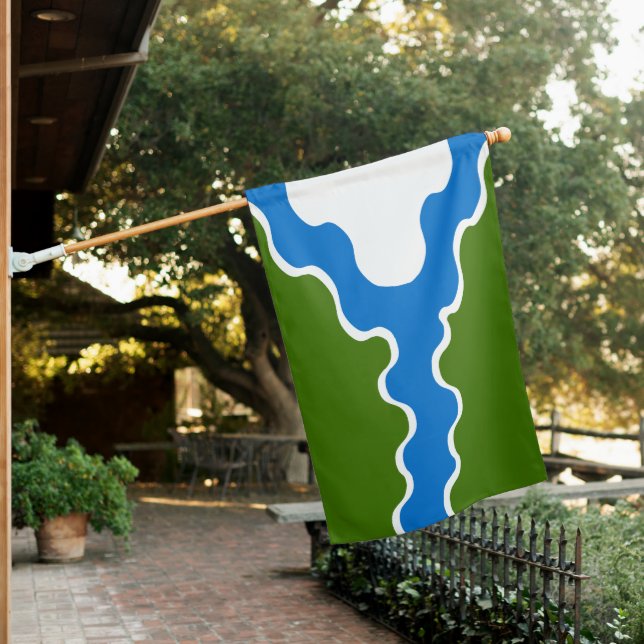 SCA Three Rivers House Flag (In SItu)