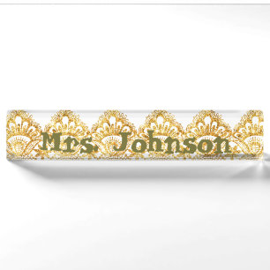 Scallop Border Teacher Nameplate (Gold)