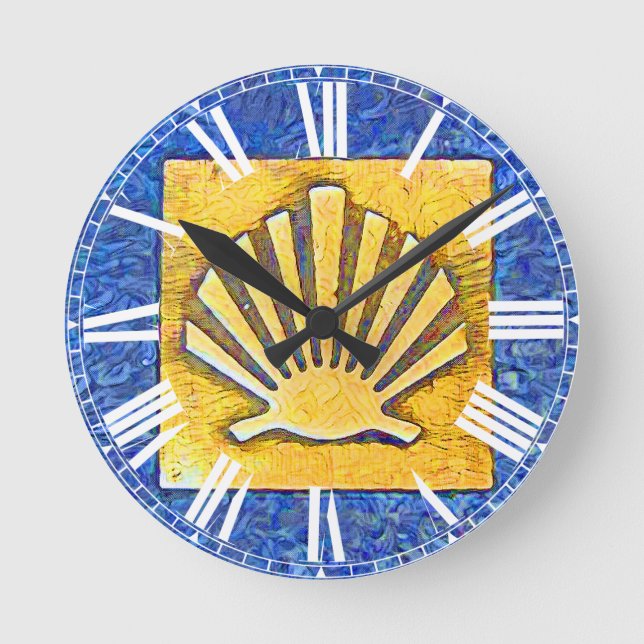 Scallop Shell Camino de Santiago Round Clock (Front)