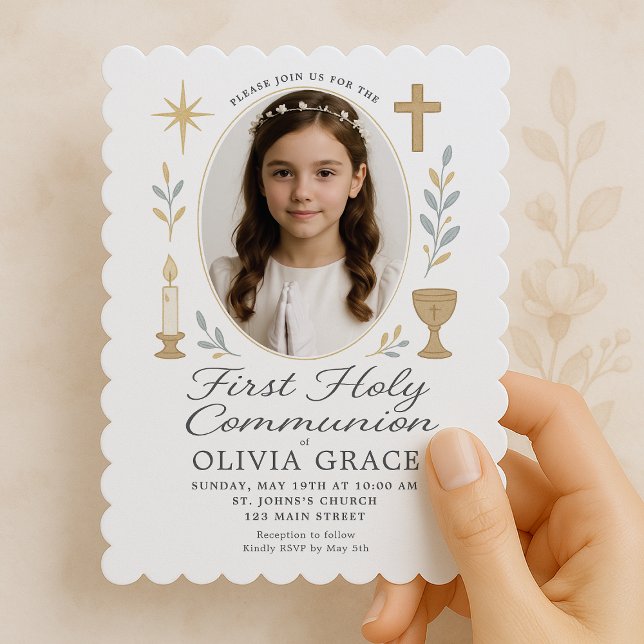 Scalloped First Communion Invite Girl (first-communion-invite-girl-scalloped-edge-handheld.png)