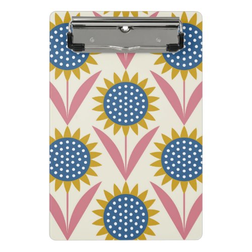 Scandinavian floral patternretro stylemid centur mini clipboard