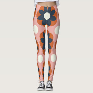 Scandinavian Floral: Vintage Seamless Design Leggings