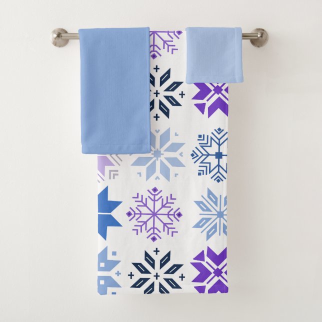 Scandinavian Snowflakes Bath Towel Set (Insitu)
