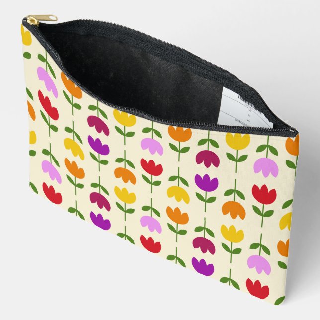 Scandinavian Style Col on Crm Flower Pattern Accessory Pouch (Open)
