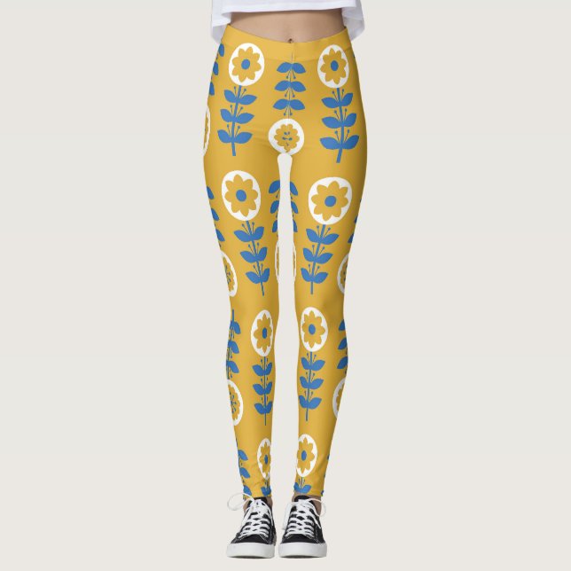 Scandinavian Stylized Flower Pattern Leggings (Front)