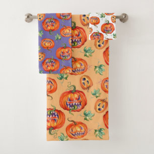 Scary and smiling Halloween pumpkin Bath Towel Set