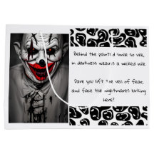 Scary Evil Smiling Clown & Quote