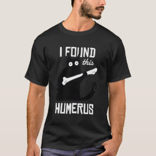 Scary I Found This Humerus Cat Black Humorous Medi T-Shirt