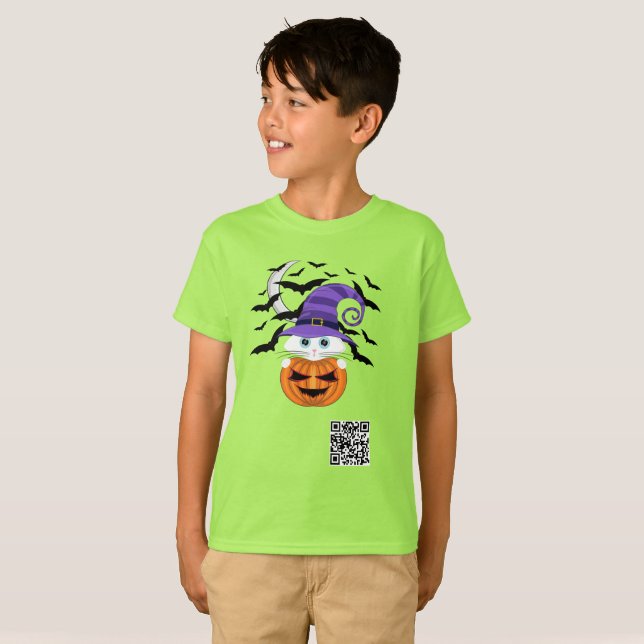 Scary Pumpkin with a White Kitty and Witches Hat   T-Shirt (Front Full)