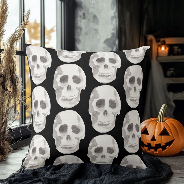 Scary Scull Black & White Pattern|Happy Halloween Throw Pillow (Creator Uploaded)