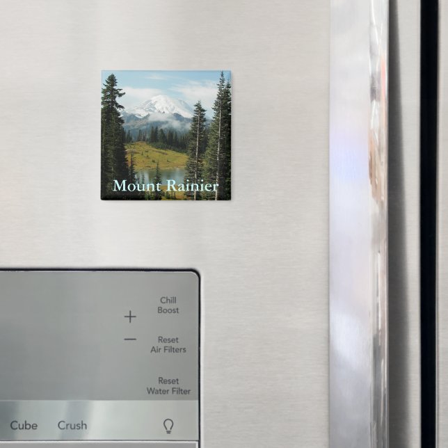 Scenic Mount Rainier Landscape Magnet (In Situ (Fridge))