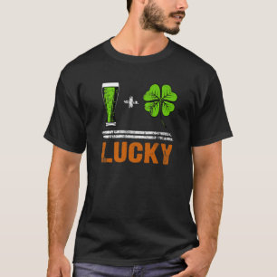 Schamrock And Beer, St Patricks Day Men Drinking T-Shirt