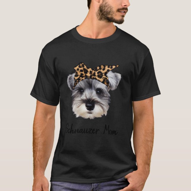 Schnauzer Mom For Christmas T-Shirt (Front)