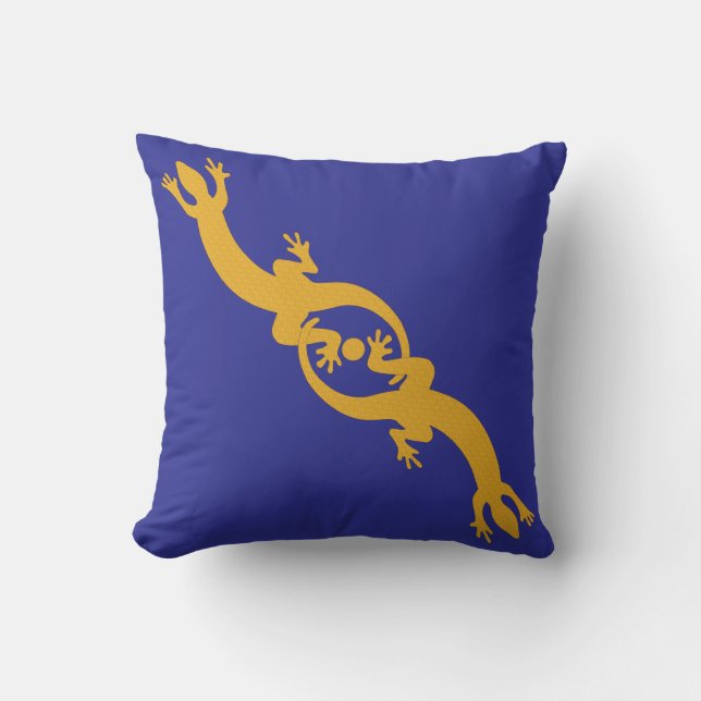 Schnazzy Gecko Throw Pillow (Front)