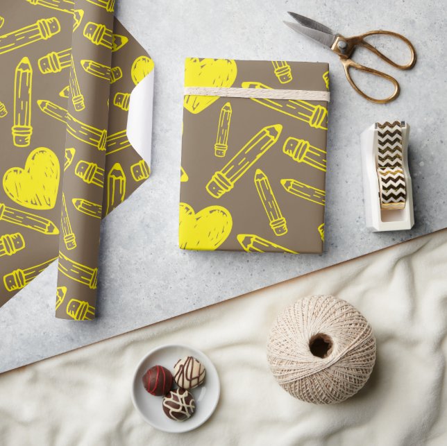 School Seamless Wrapping Paper: Heart and Pencil  Paper (Crafts)