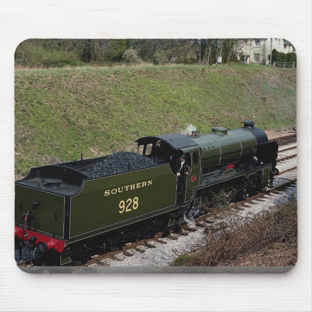 Schools Class No. 928 ""Stowe"" at Horsted Keynes Mouse Pad (Front)