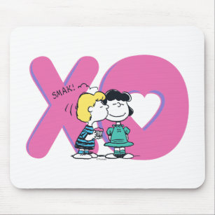 Schroeder Kisses Lucy Mouse Pad